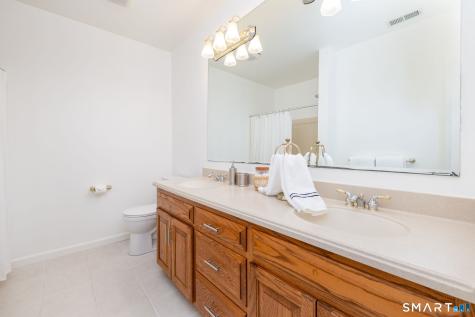 62 Black Walnut Lane Burlington CT 06013