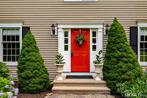 62 Black Walnut Lane Burlington CT 06013
