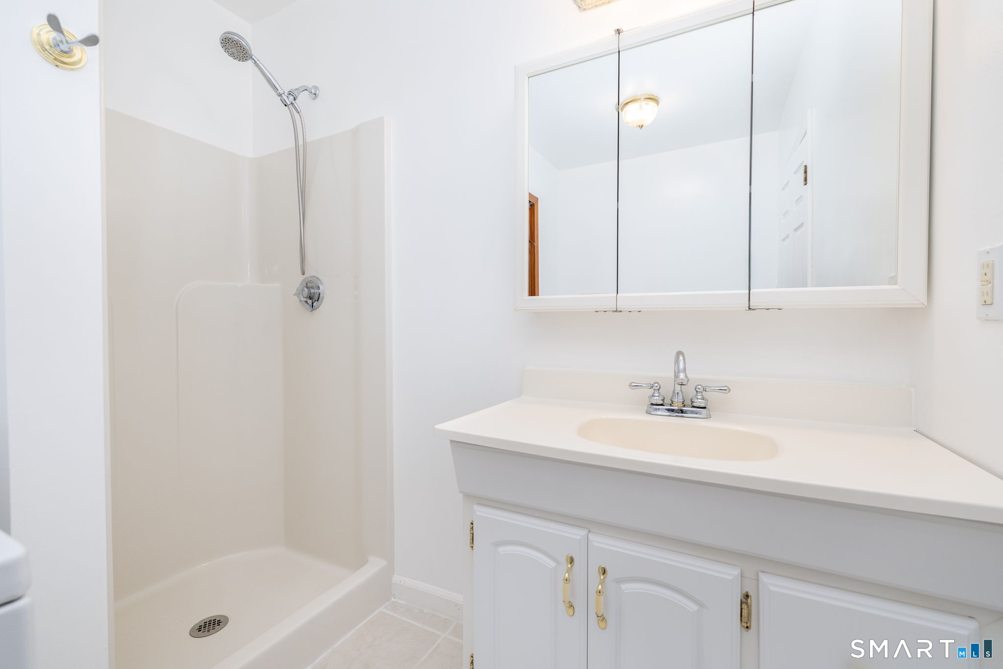 62 Black Walnut Lane Burlington CT 06013