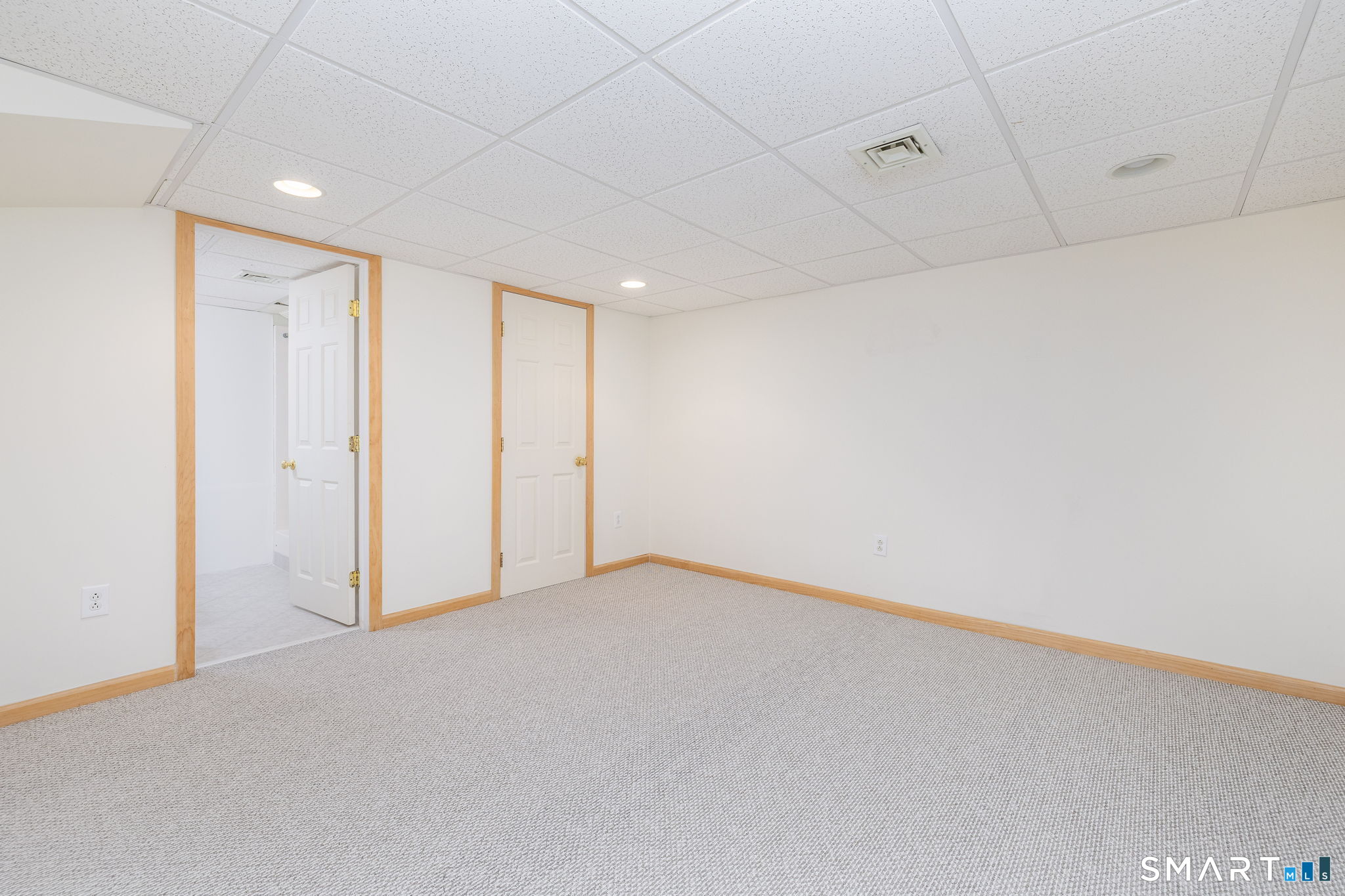 62 Black Walnut Lane Burlington CT 06013