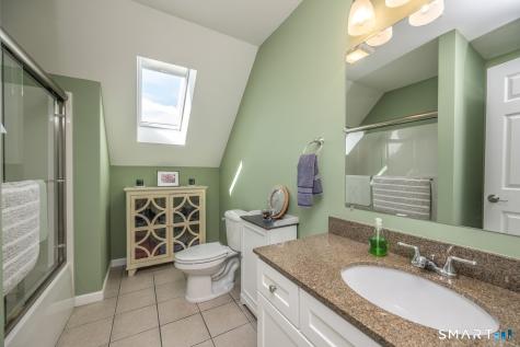 72 Annello Way Middletown CT 06457