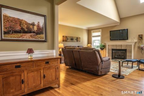 72 Annello Way Middletown CT 06457