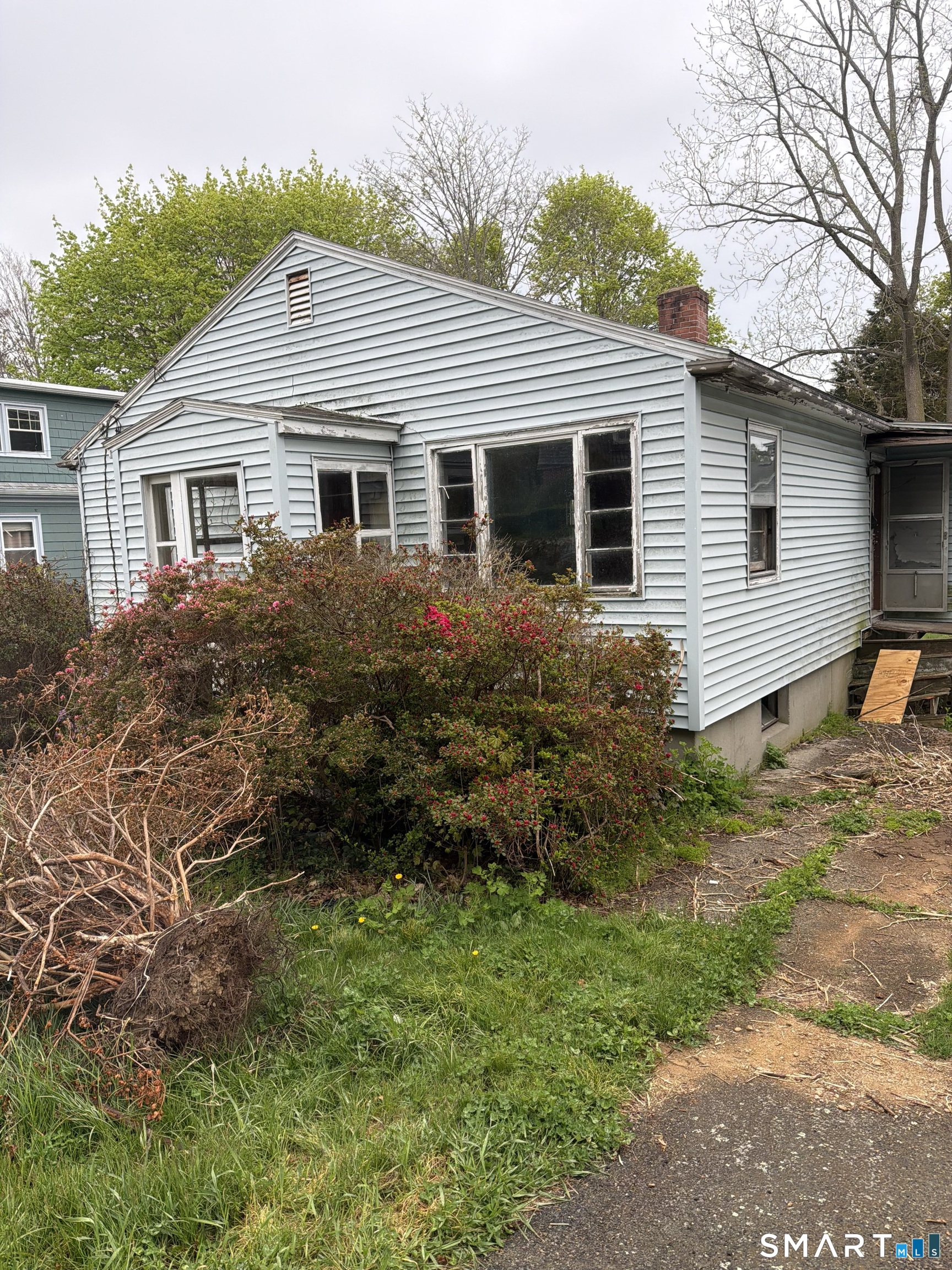 38 Robinson Street New London CT 06320