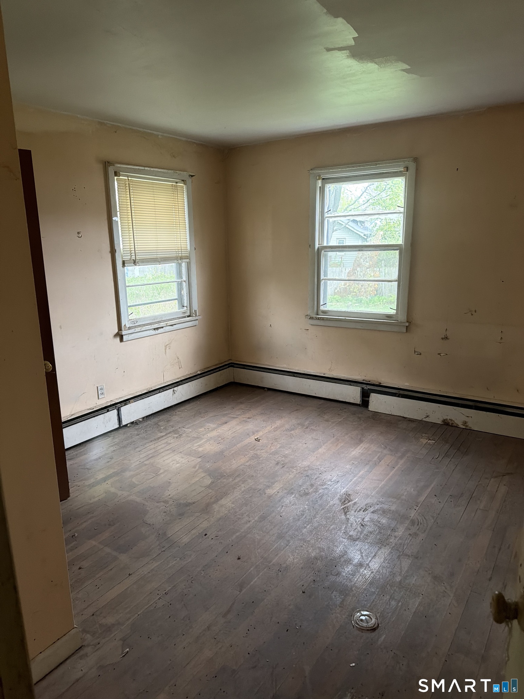 38 Robinson Street New London CT 06320