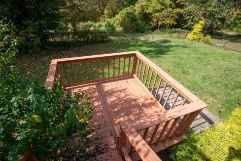 79 Middlesex Avenue Chester CT 06412