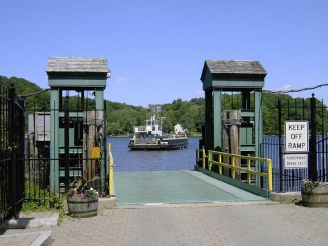 79 Middlesex Avenue Chester CT 06412