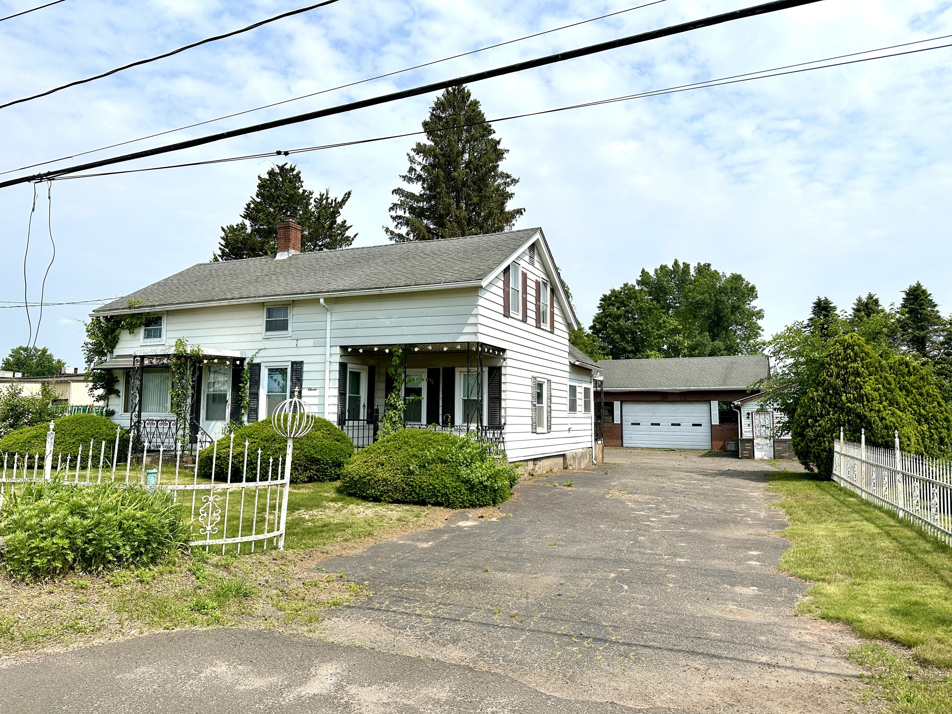 11 Abbe Road East Windsor CT 06088