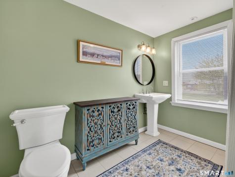 21 Riverside Drive Clinton CT 06413