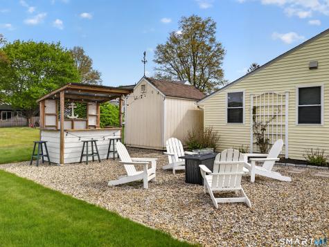 21 Riverside Drive Clinton CT 06413