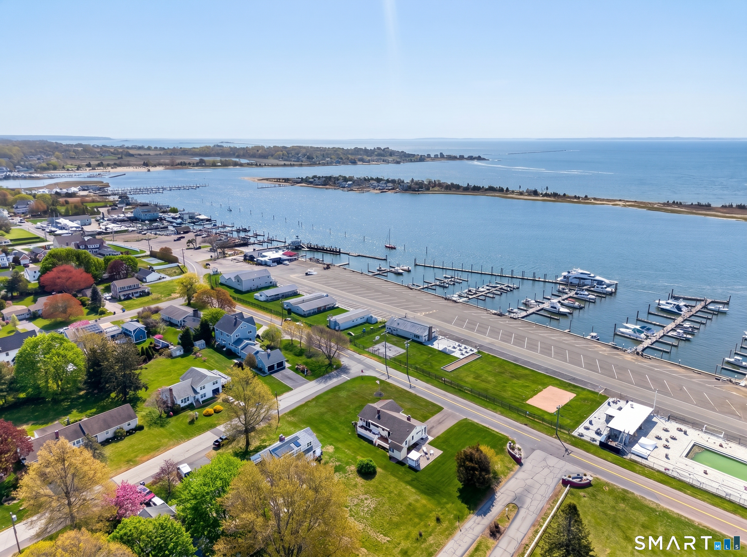 21 Riverside Drive Clinton CT 06413