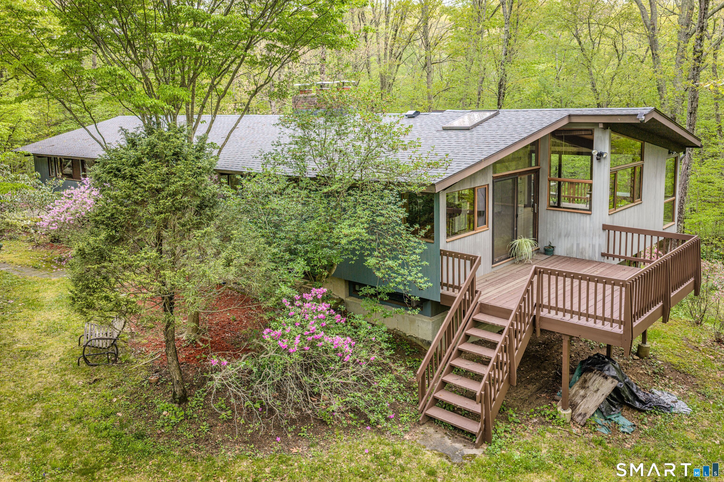 88 Hillyndale Road Mansfield CT 06268