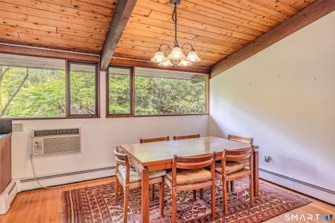 88 Hillyndale Road Mansfield CT 06268