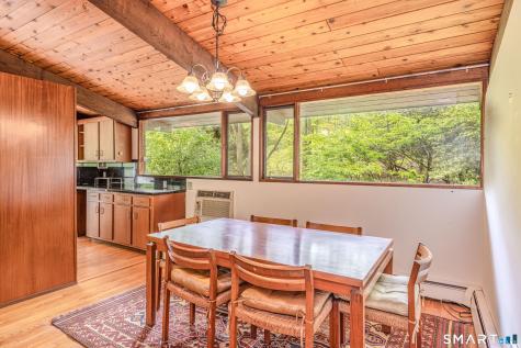 88 Hillyndale Road Mansfield CT 06268