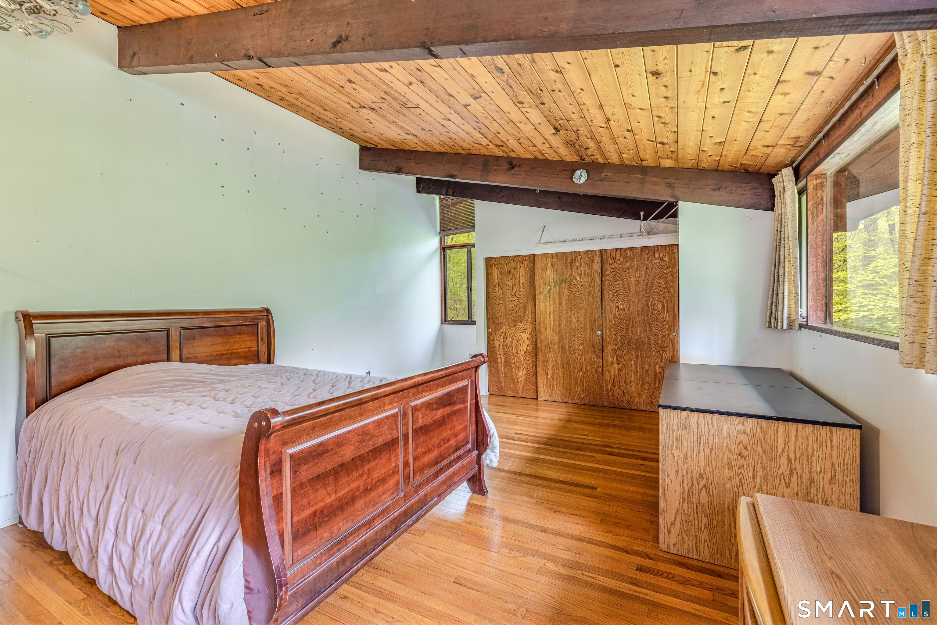 88 Hillyndale Road Mansfield CT 06268