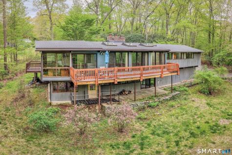 88 Hillyndale Road Mansfield CT 06268
