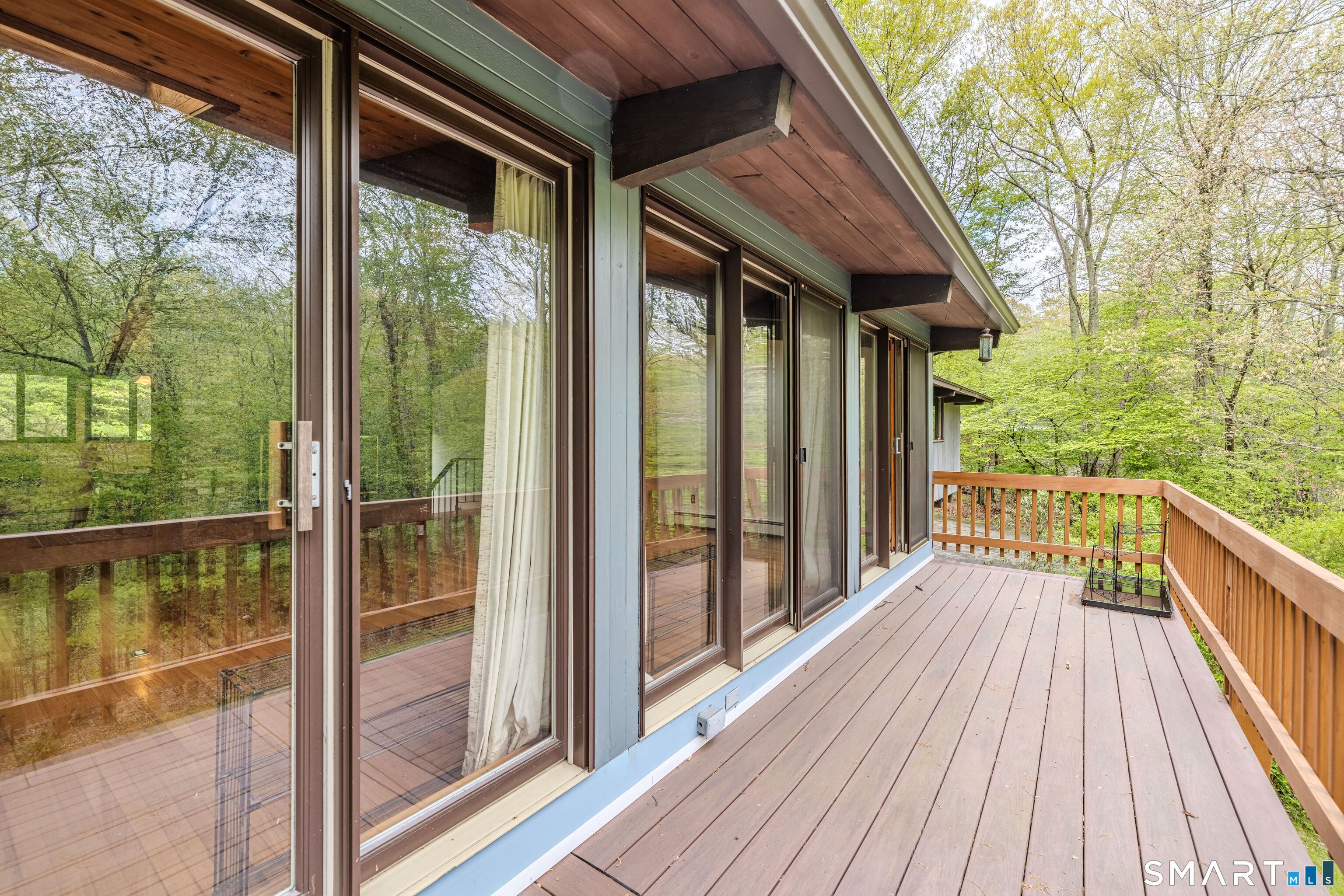 88 Hillyndale Road Mansfield CT 06268
