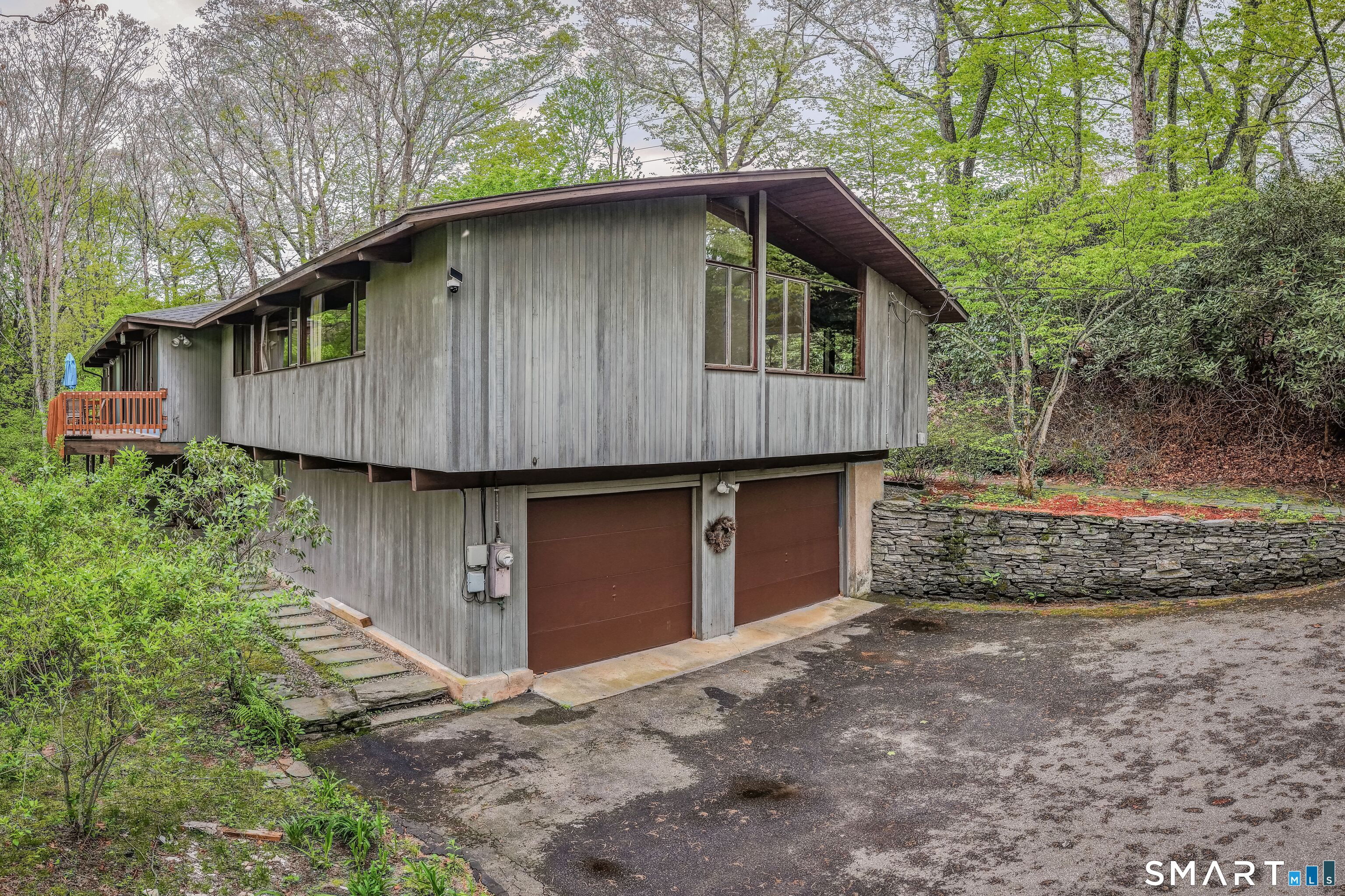 88 Hillyndale Road Mansfield CT 06268