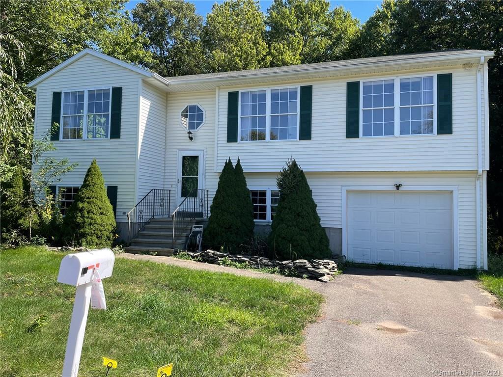31 Samantha Lane Madison CT 06443