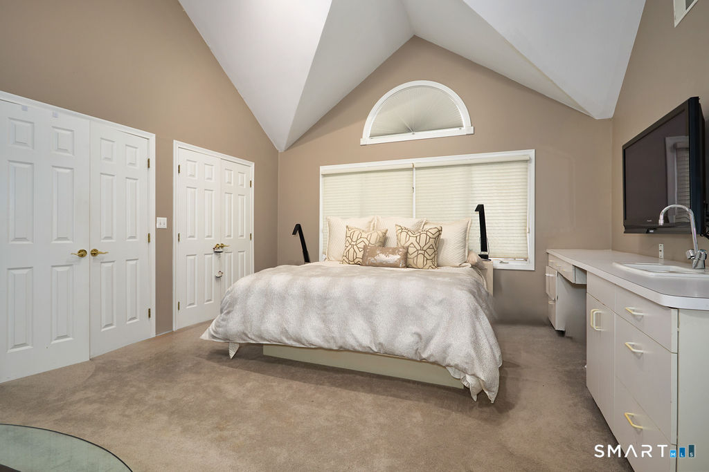 66 Wynn Wood Drive Fairfield CT 06825