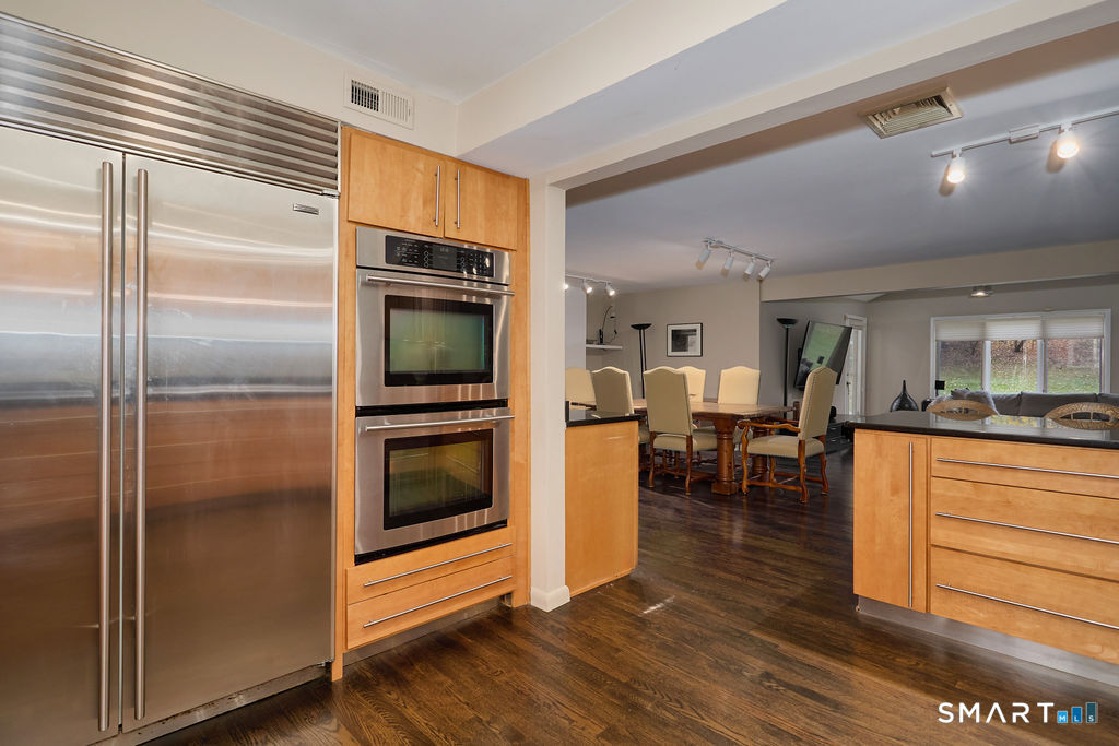 66 Wynn Wood Drive Fairfield CT 06825