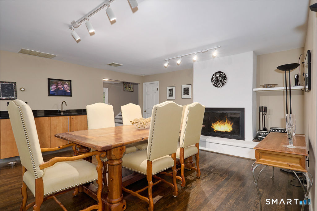 66 Wynn Wood Drive Fairfield CT 06825