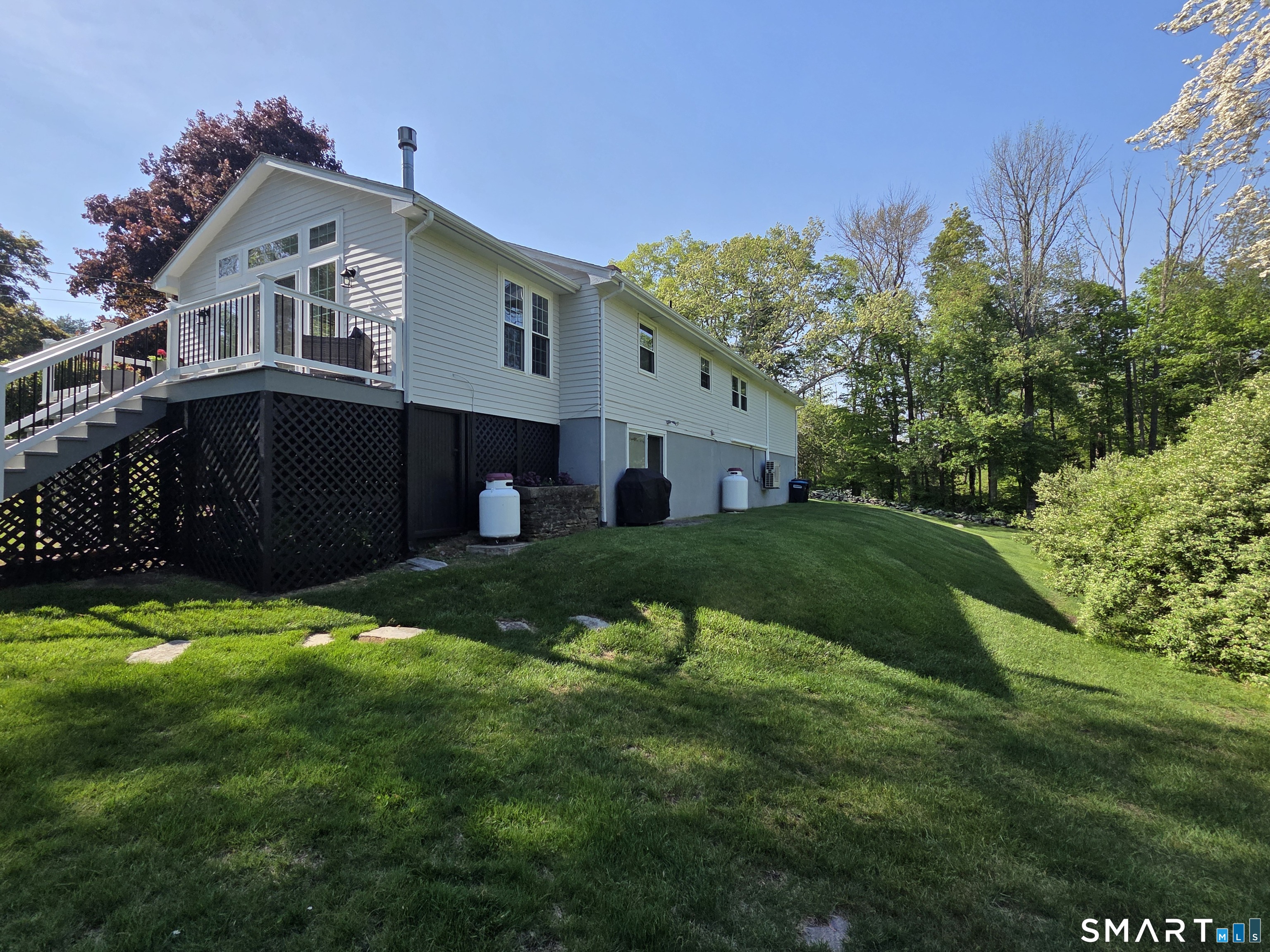 253 Liberty Highway Putnam CT 06260