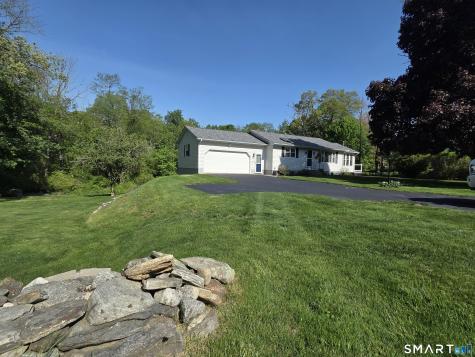 253 Liberty Highway Putnam CT 06260