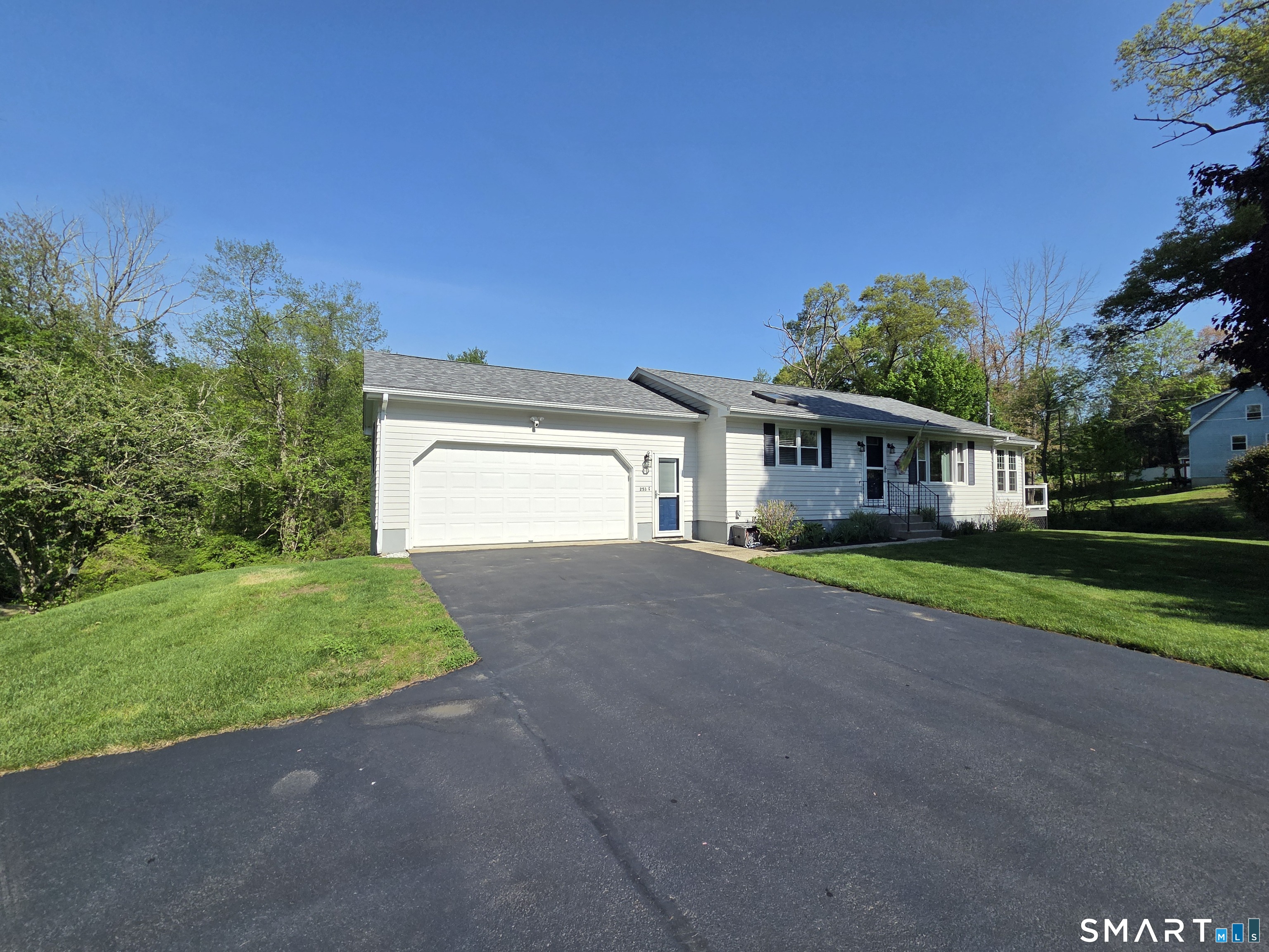 253 Liberty Highway Putnam CT 06260