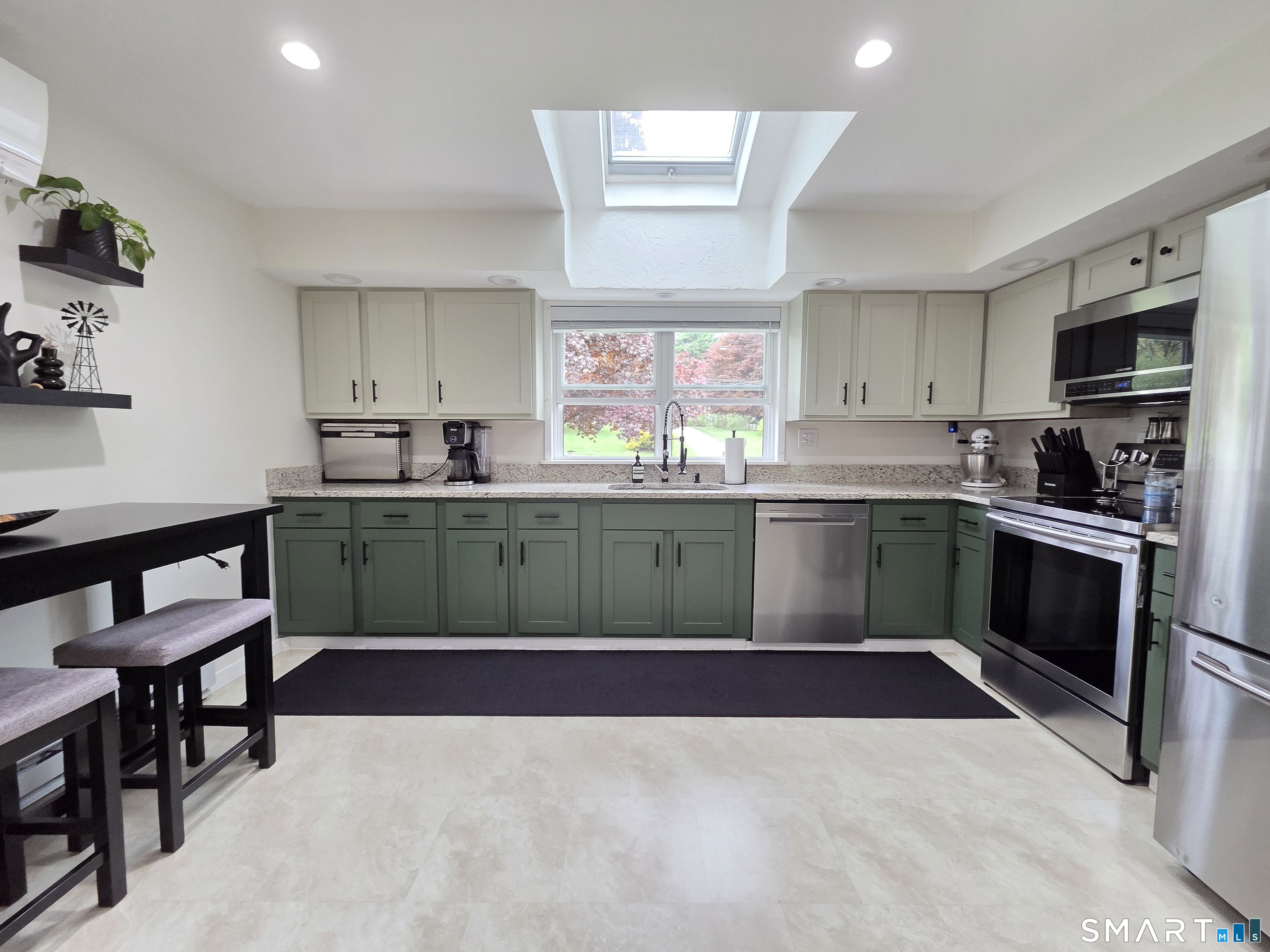 253 Liberty Highway Putnam CT 06260
