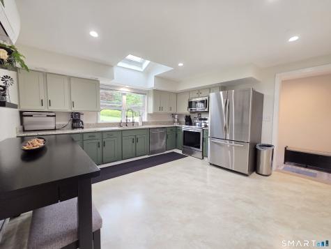 253 Liberty Highway Putnam CT 06260