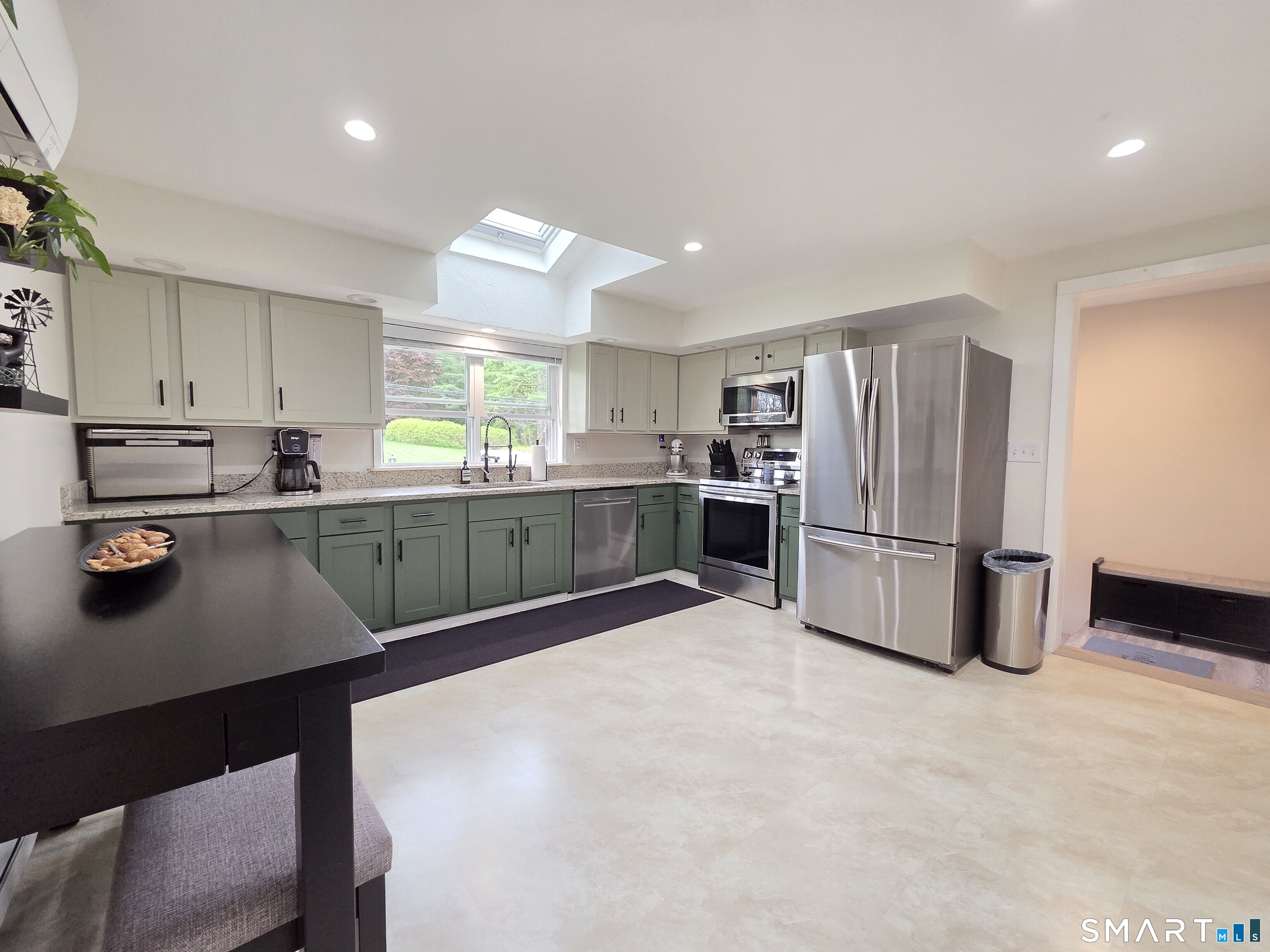 253 Liberty Highway Putnam CT 06260