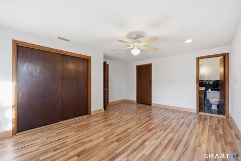 74 Dale Road Manchester CT 06040
