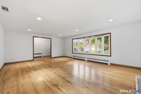 74 Dale Road Manchester CT 06040