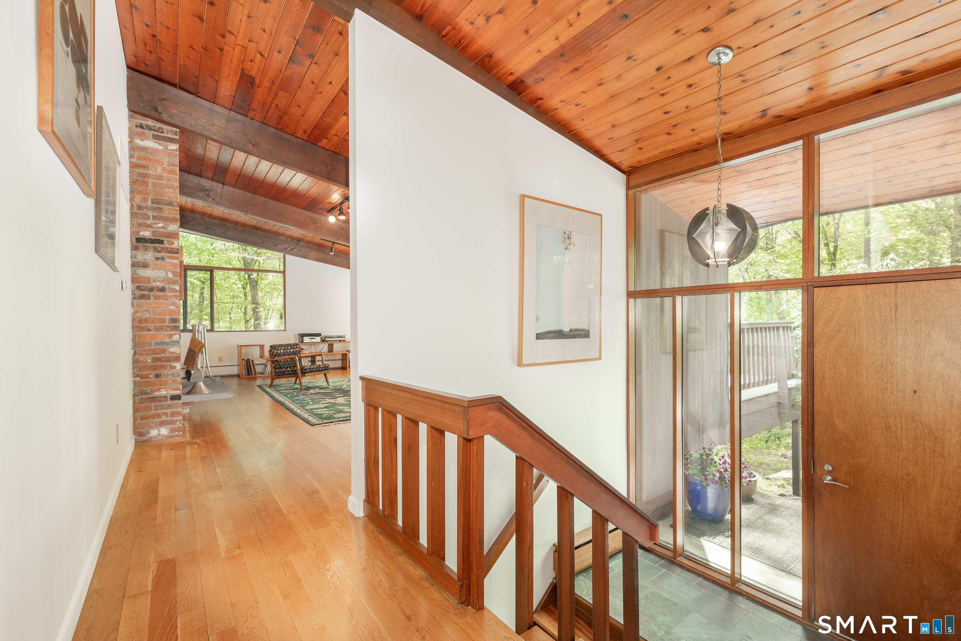 11 Forest Trail Woodbridge CT 06525