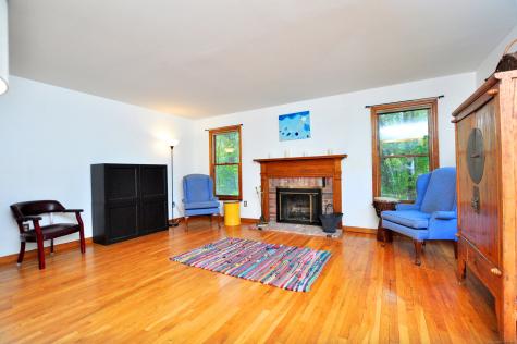 14 Cambridge Circle New Milford CT 06776