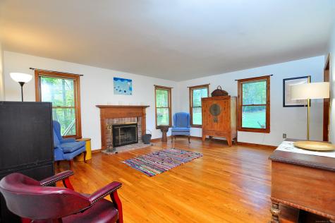 14 Cambridge Circle New Milford CT 06776