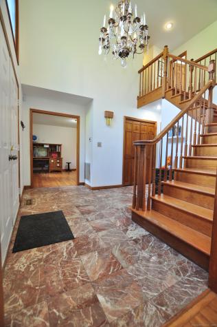 14 Cambridge Circle New Milford CT 06776