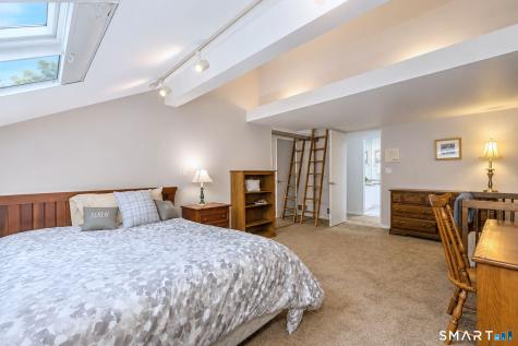 25 Milan Road Woodbridge CT 06525