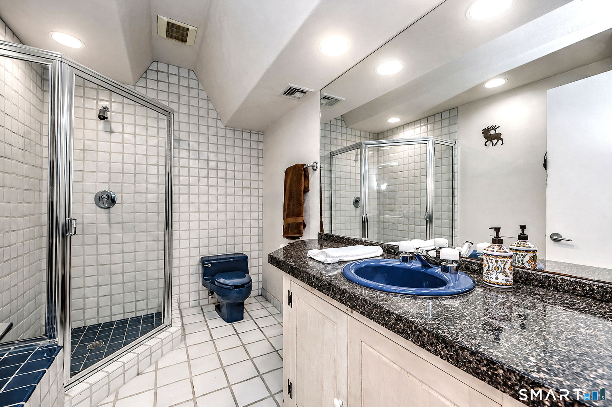 25 Milan Road Woodbridge CT 06525