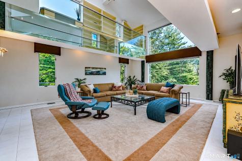 25 Milan Road Woodbridge CT 06525