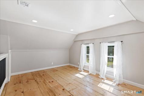 79 Seckar Road Willington CT 06279