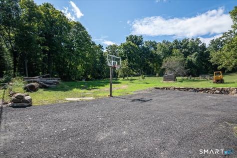 79 Seckar Road Willington CT 06279