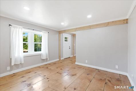 79 Seckar Road Willington CT 06279