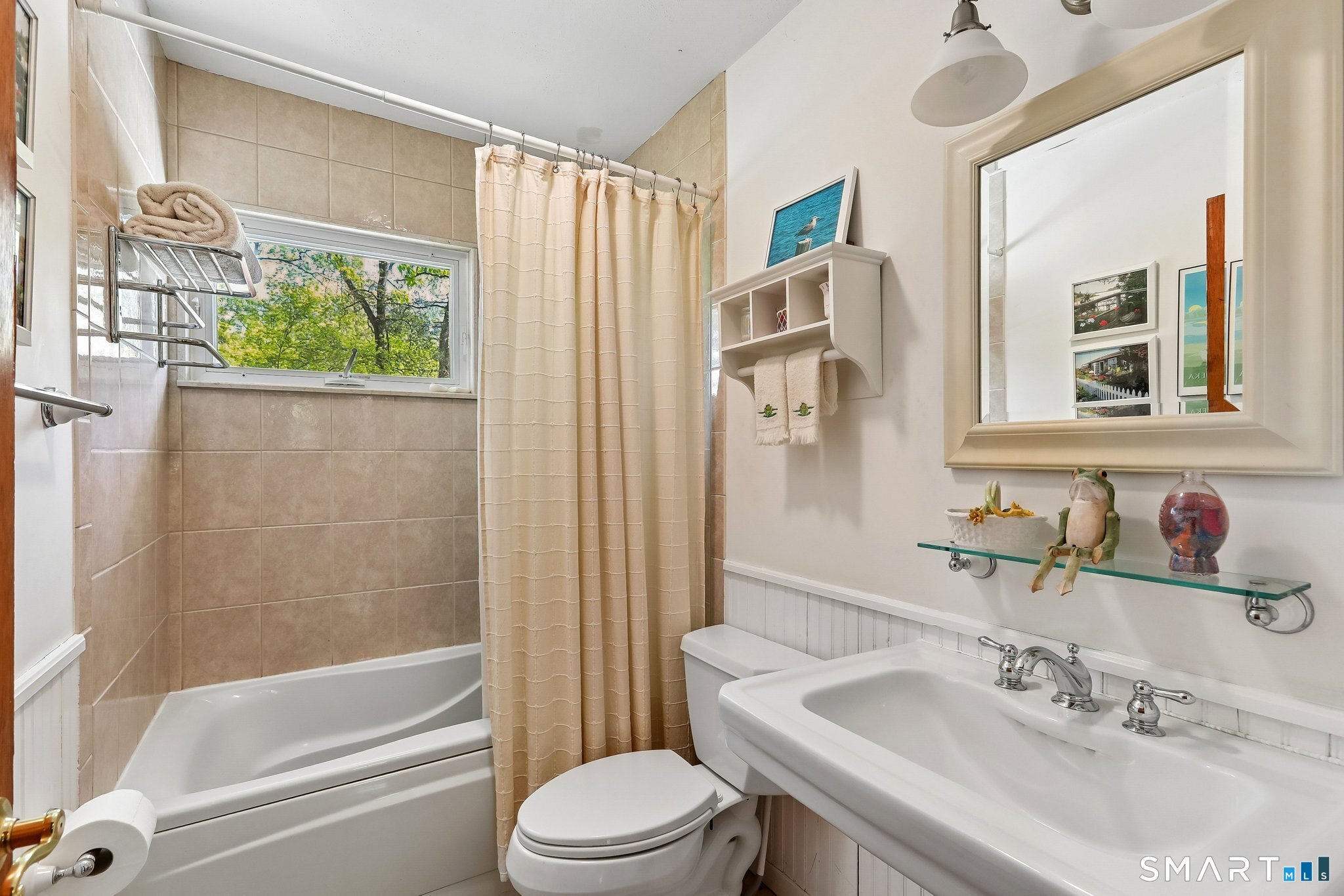 4 Alan Road Danbury CT 06810
