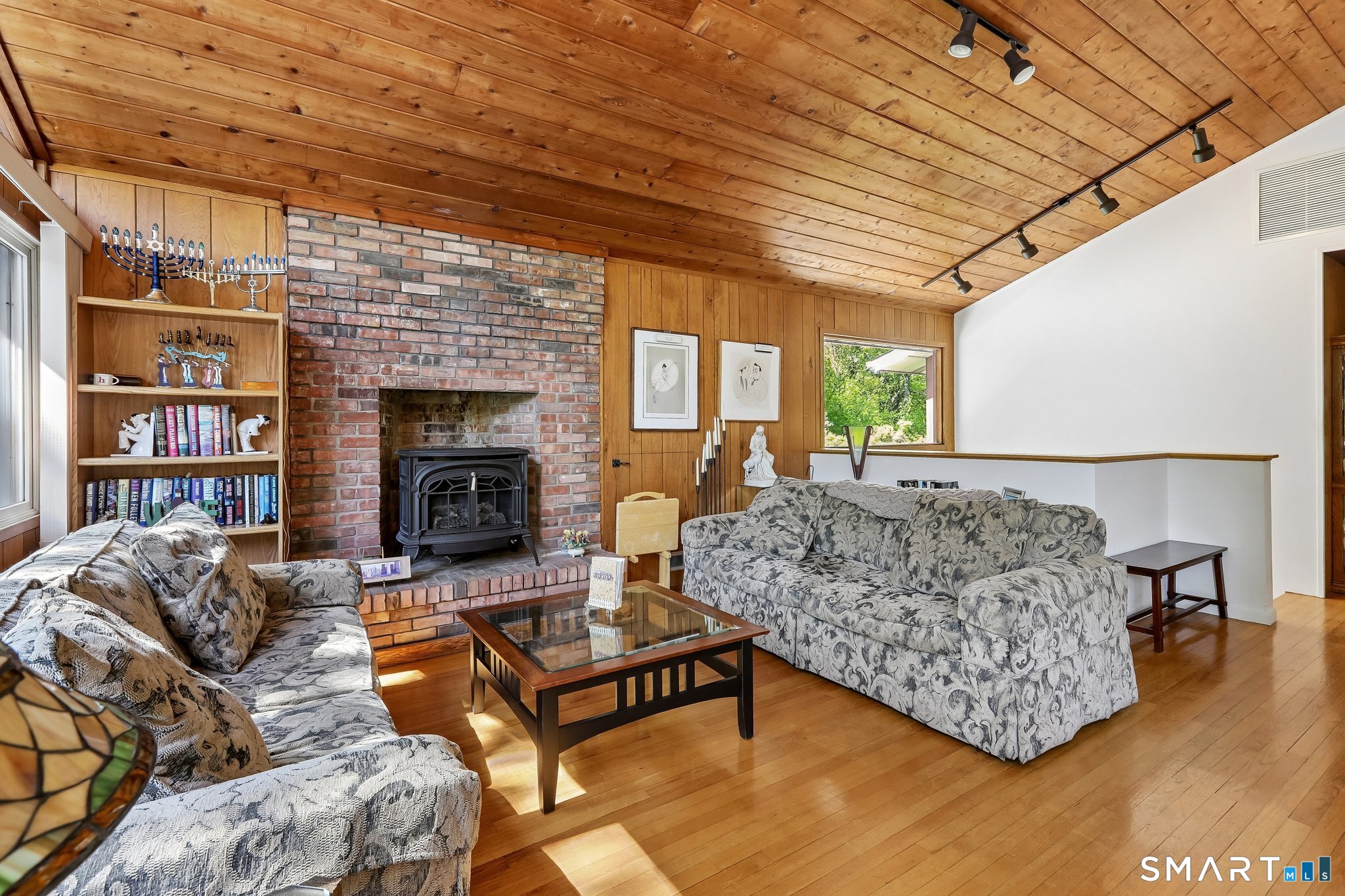 4 Alan Road Danbury CT 06810