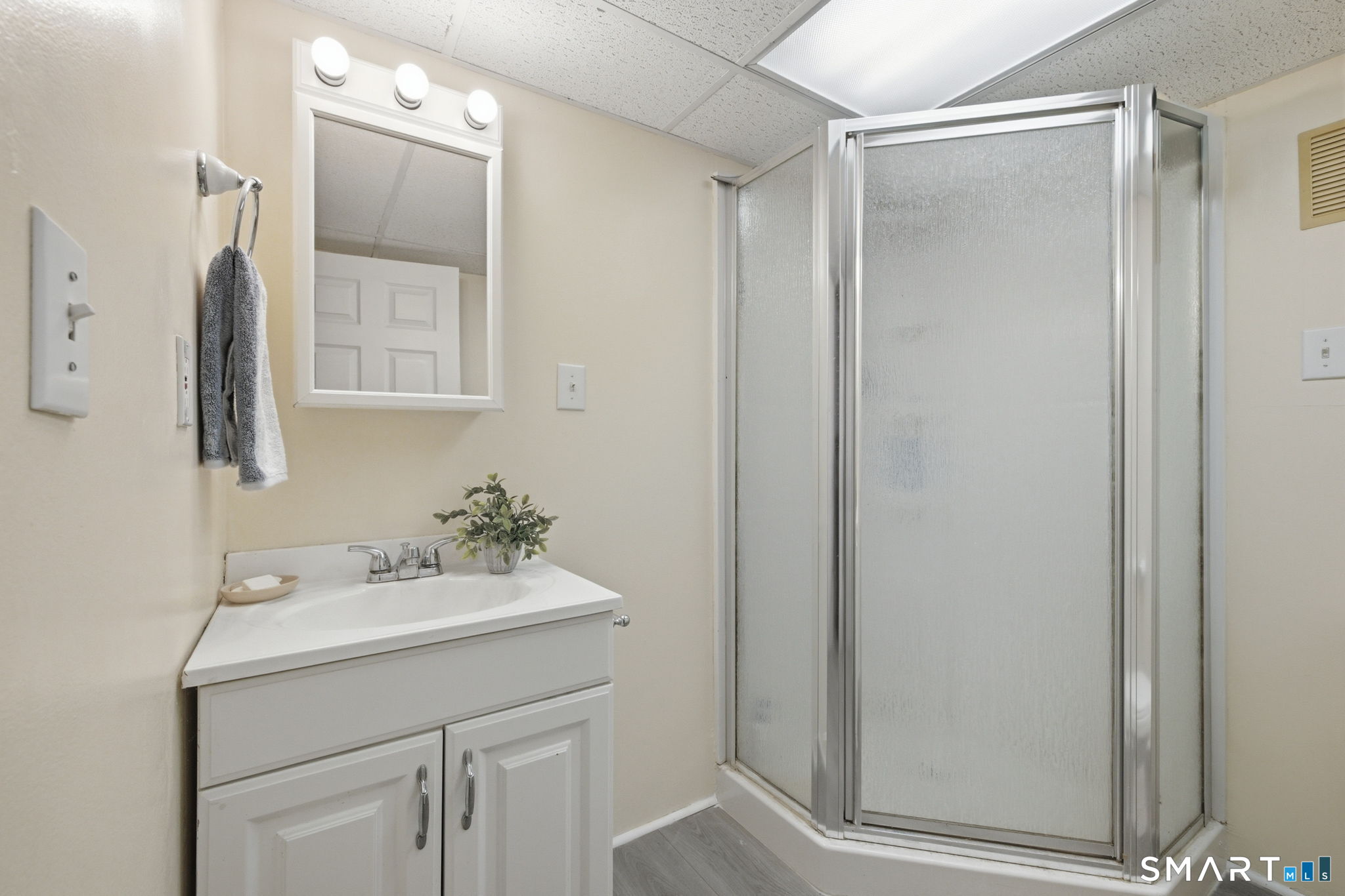 34 Kenneth Drive Vernon CT 06066