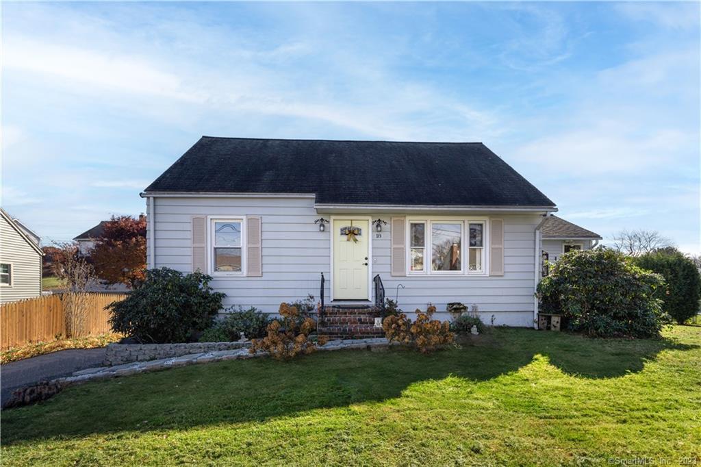18 Weybosset Street Shelton CT 06484