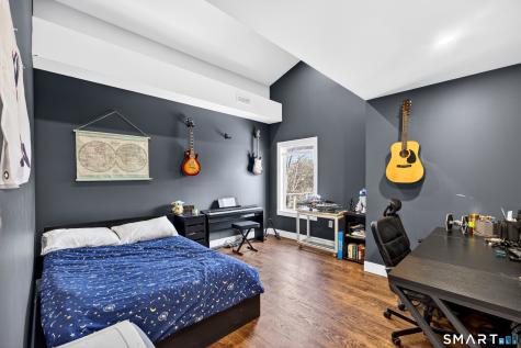 16 Cornwall Road Norwalk CT 06850