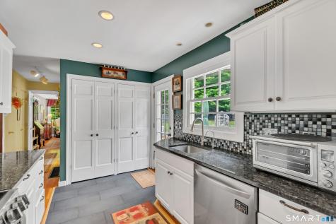 5 North Beech Tree Road Brookfield CT 06804