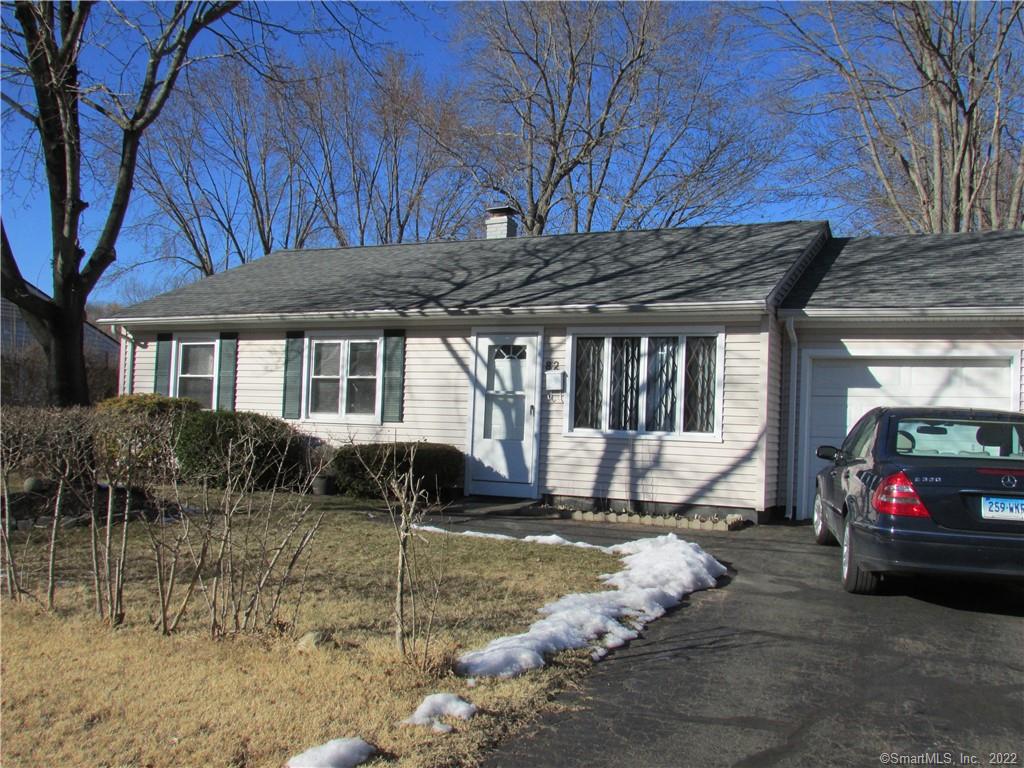 82 Willow Road East Haven CT 06512